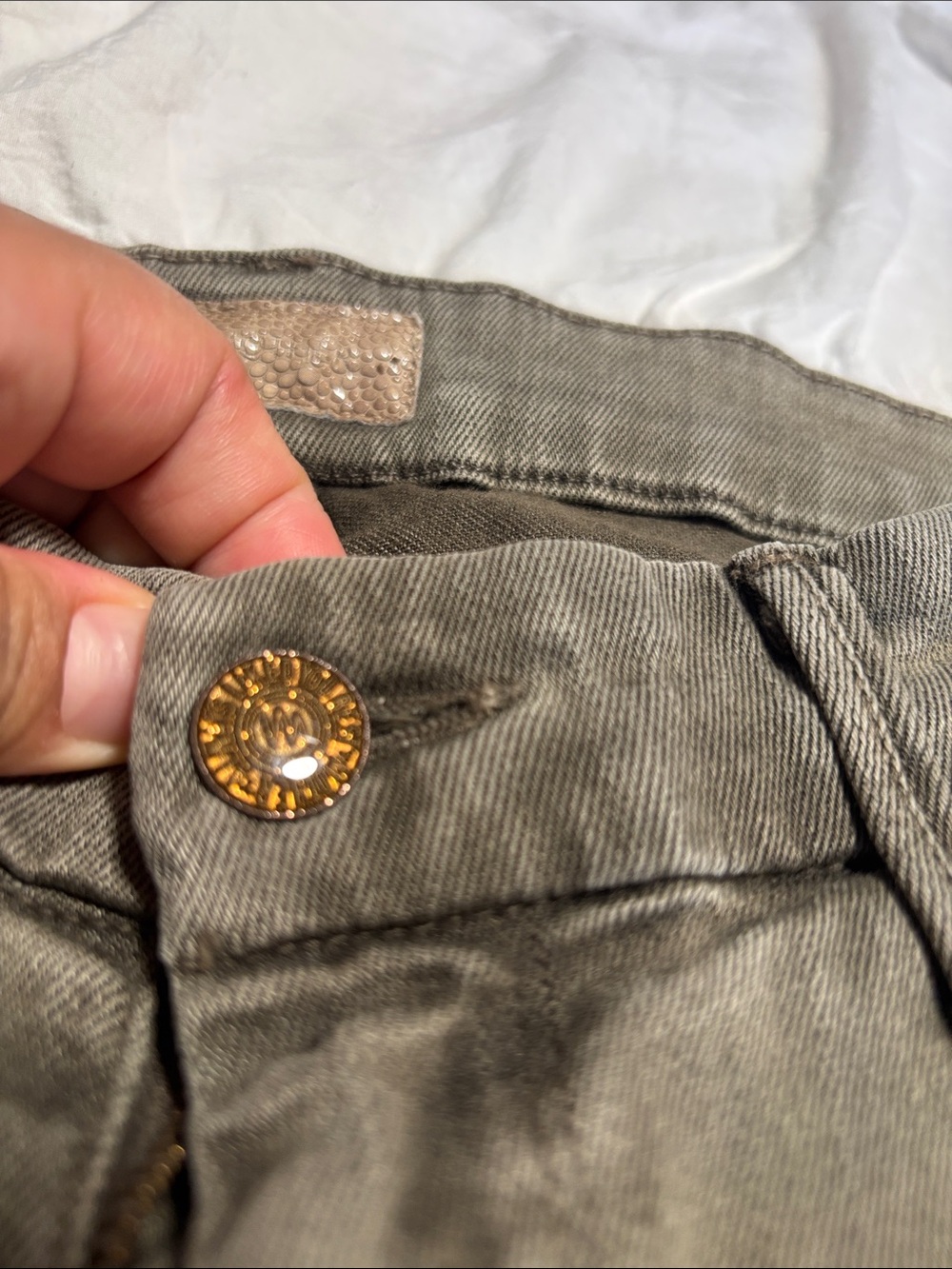 Mother Women Green Zip-Hem Jeans - Picture 3 of 12